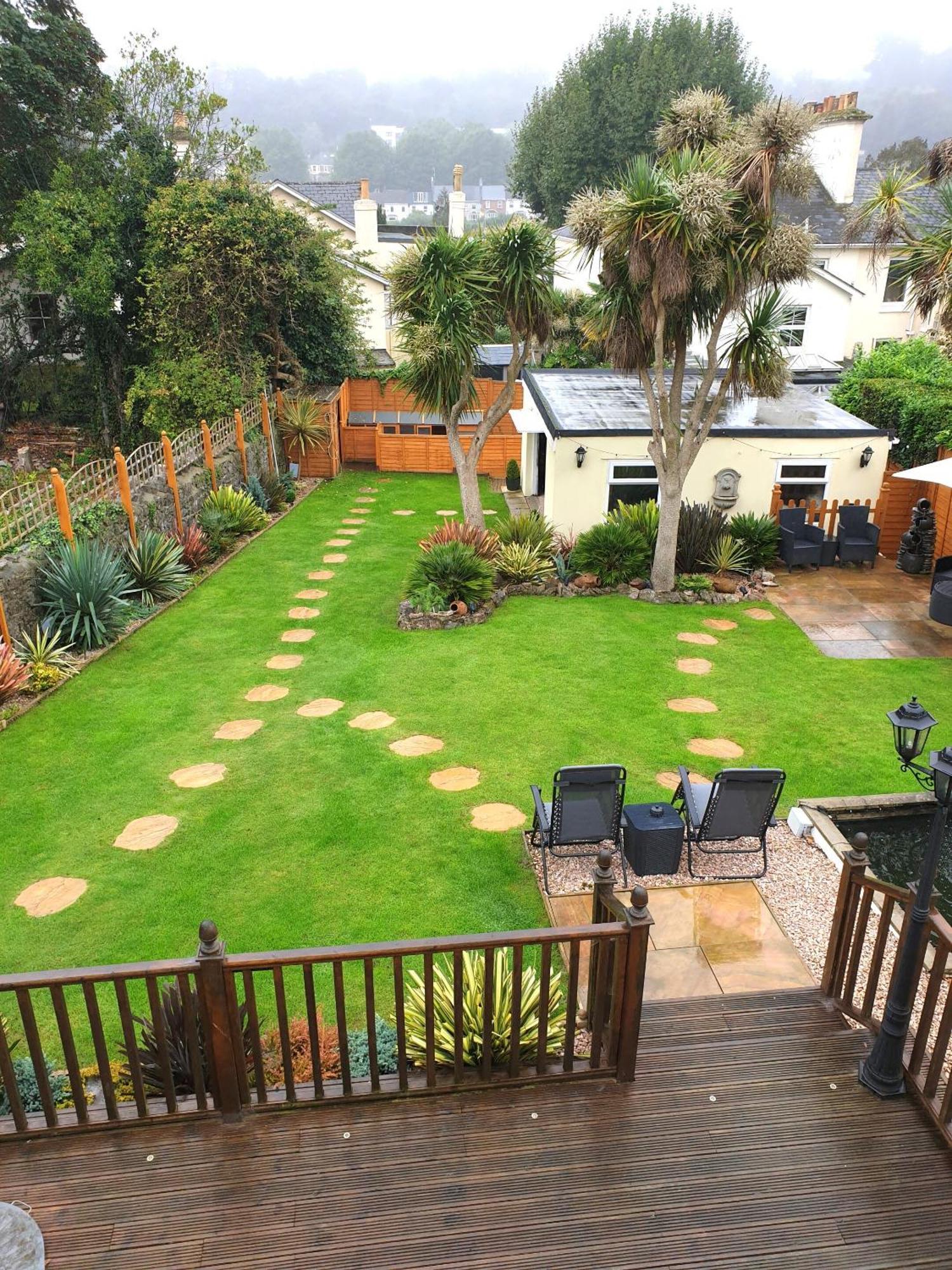 Appletorre House Holiday Flats - Pet Friendly And Private Parking Torquay Exterior photo